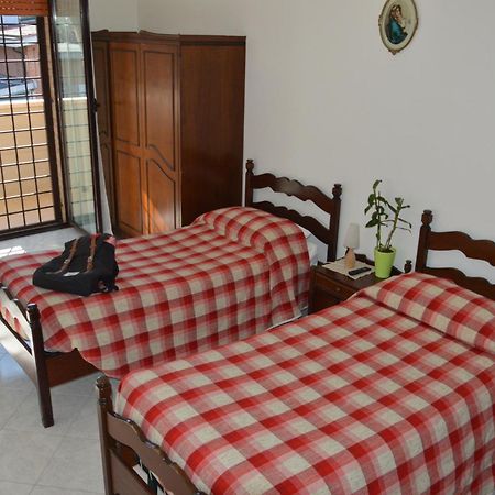 Domus Achille Fosco Hotel Ciampino Luaran gambar