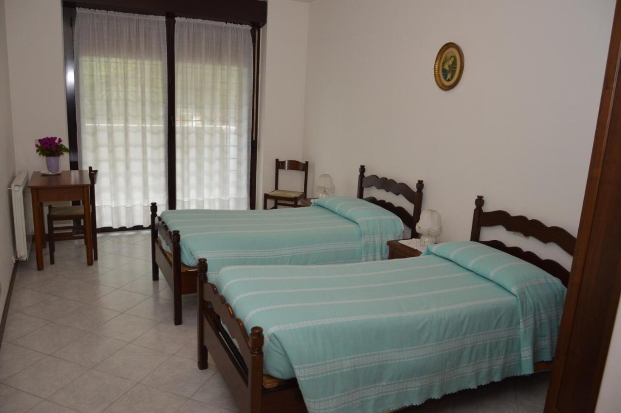 Domus Achille Fosco Hotel Ciampino Luaran gambar
