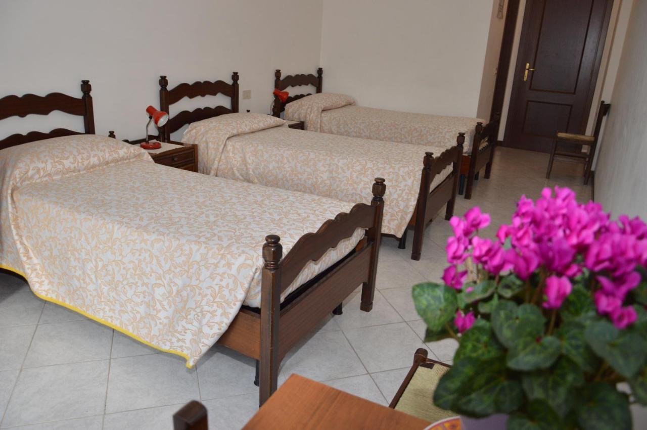 Domus Achille Fosco Hotel Ciampino Luaran gambar